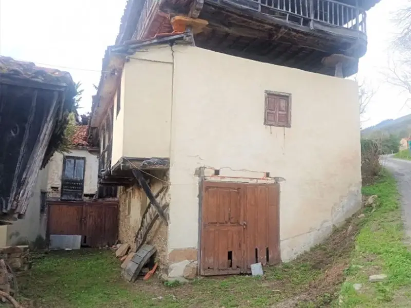 venta Chalet en Salas, Asturias (65DEE)- Globaliza