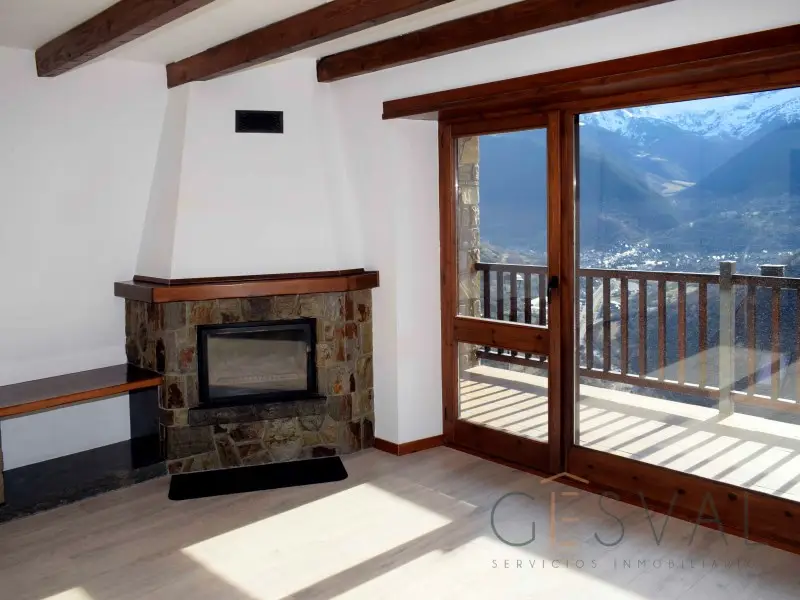 Casa con Chimenea en Mont Valle de Aran
