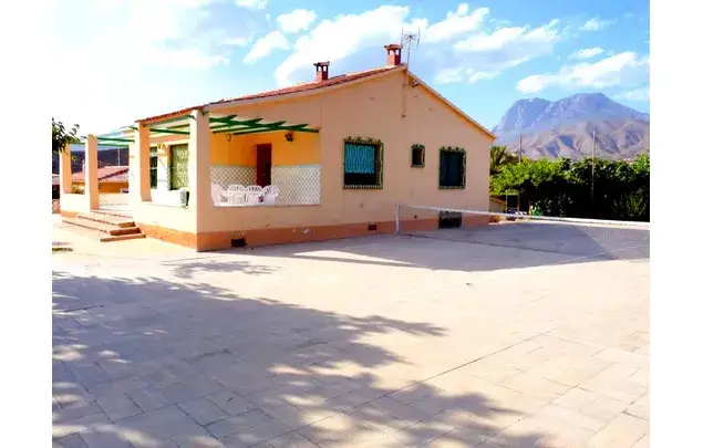 Casa Rural 3 Dormitorios Villajoyosa 650m2 Piscina Privada
