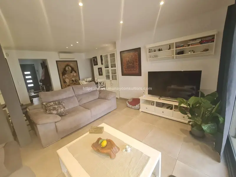 Apartamento Planta Baja en El Molinar con Piscina Privada