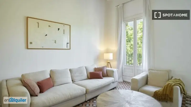 Apartamento 3 Dormitorios El Raval Barcelona Amueblado