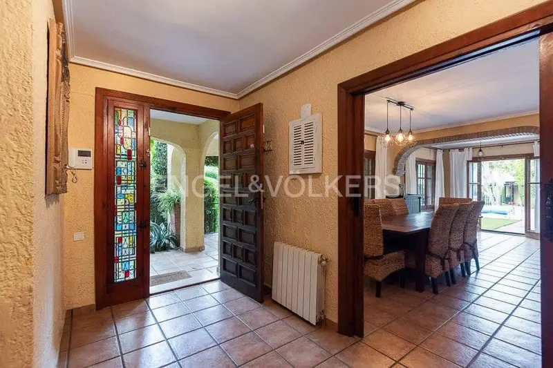 Chalet en venta en La Canada Paterna Valencia