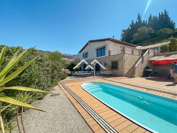 Villa de Lujo en Venta Cerca de Frigiliana