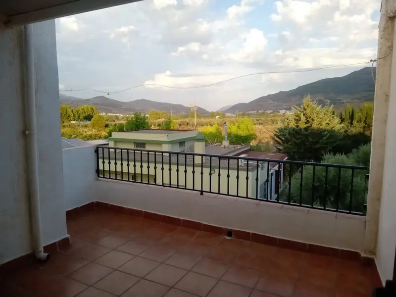 Casa Amueblada en Fondon 5 Dormitorios 2 Baños