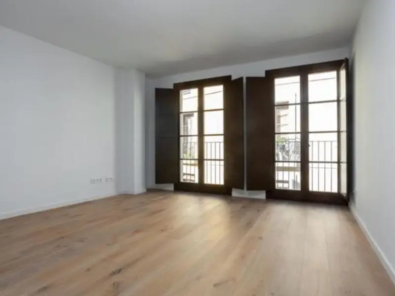 venta Piso en El Raval, Ciutat Vella (44189726248.100500)- Globaliza