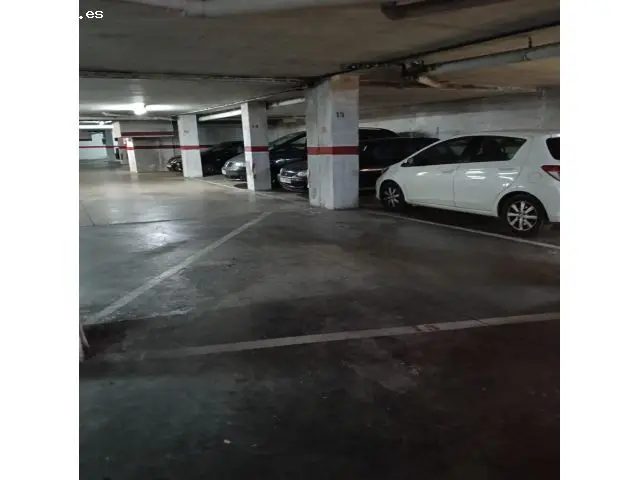 Plaza Parking Calle Empuries Girona