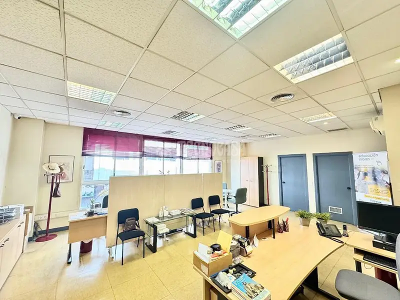 Oficina en Venta en Polígono Julián Camarillo 110m²