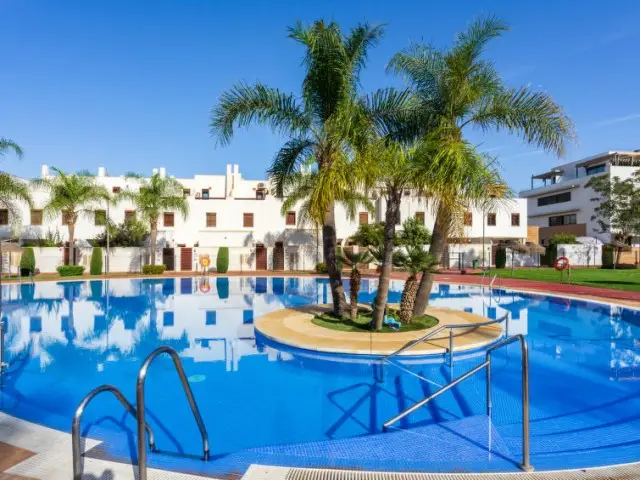 Casa Villa 3 Dormitorios Alquiler Mijas