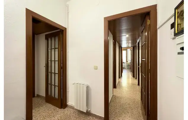 Habitaci
ón 81m
² Barcelona Alquiler Media Temporada