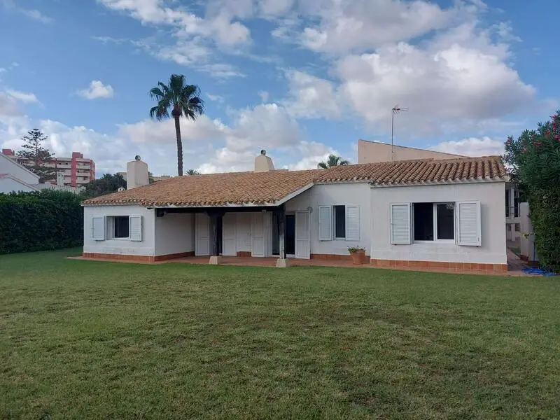 Villa 5 Dormitorios Mar Menor Cerca Playa 524m2