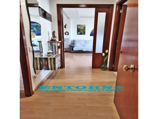 Gran Piso Familiar en Can Serra con Parking y Zona Comunitaria