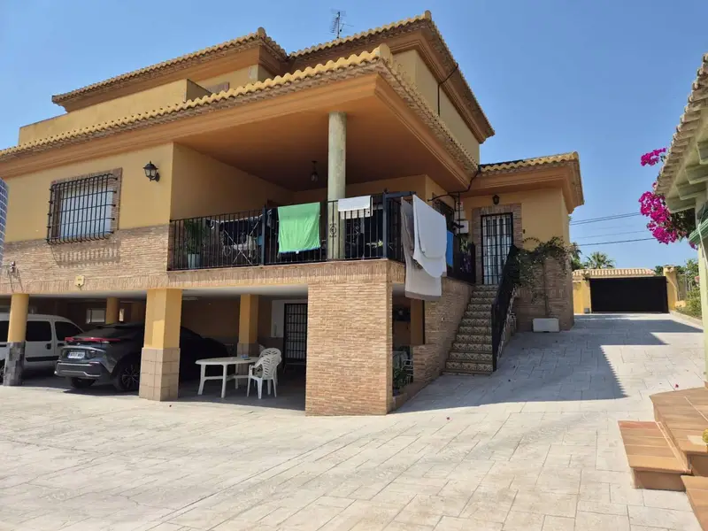 Chalet en Venta en La Pobla de Vallbona Valencia