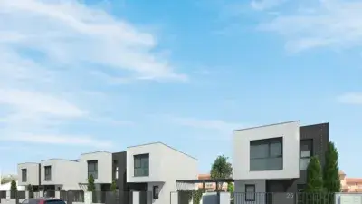 Chalets Pareados en Venta: 3 Dormitorios, 3 Baños, Cocina Amueblada