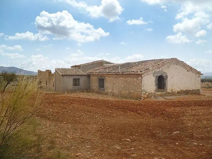 Cortijo de 4 Dormitorios en Venta Gran Finca 18 Hectareas