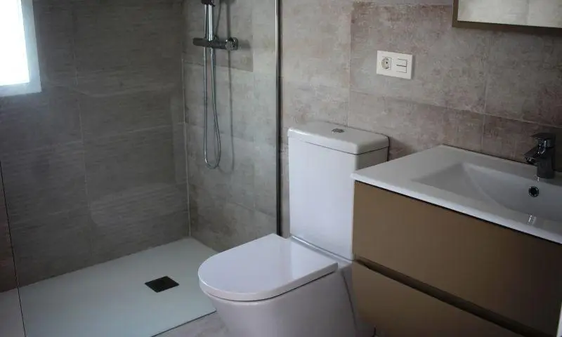 Chalet en La Romana con Piscina 3 Dormitorios y 2 Baños