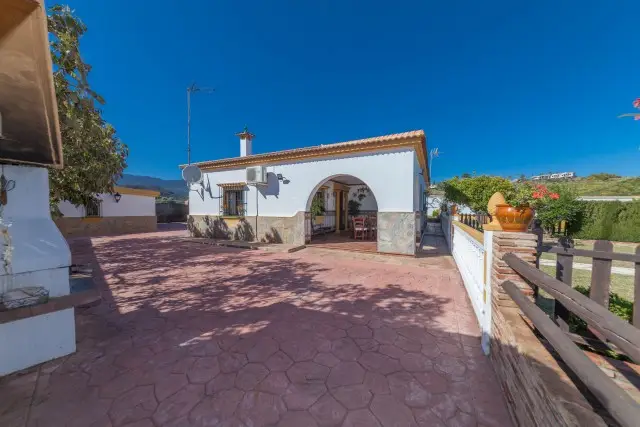 Villa 3 Dormitorios El Padron - Establos y Picadero