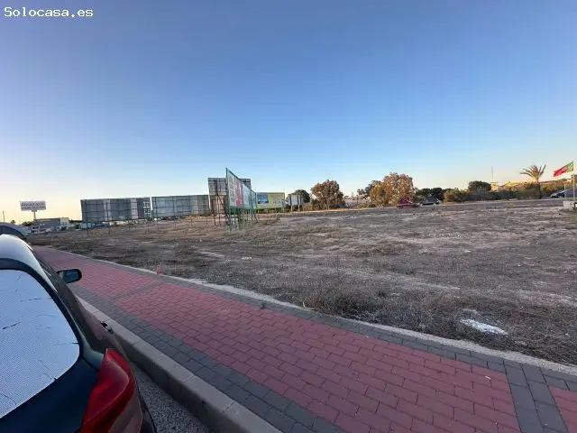 Parcelas Comerciales en Alquiler Torrevieja CV 905