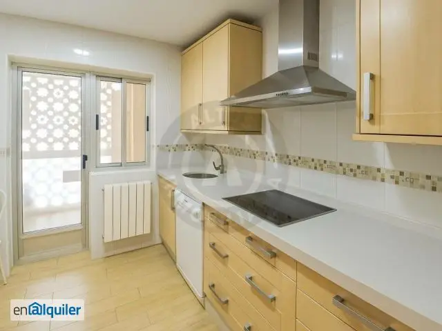 Alquiler Piso Casco Antiguo Cáceres 3 Dormitorios 2 Baños