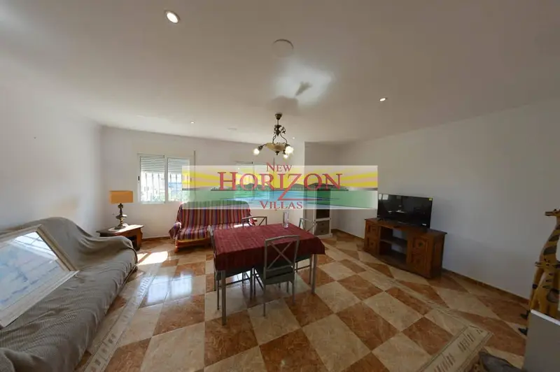 Chalet en Alquiler en Zurgena Almeria 4 Dormitorios Ideal Familias