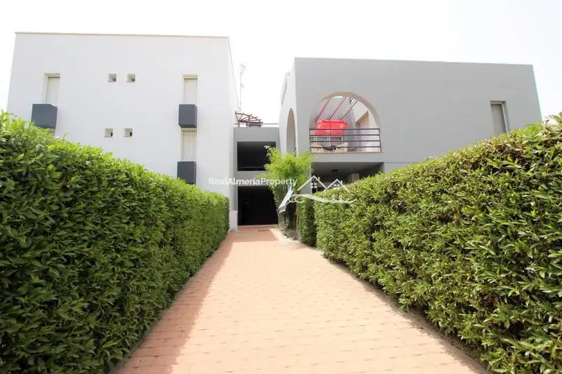 Apartamento en Vera Playa 2 Dormitorios Terraza Vistas Piscinas