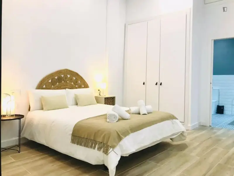 Apartamento El Palo: Loft espacioso cerca de la playa