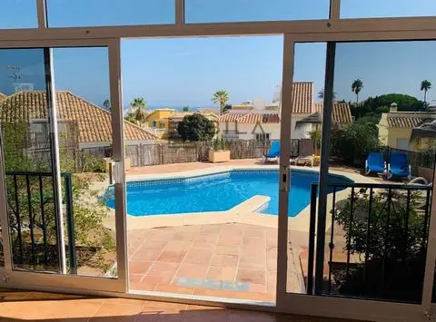 Villa de Lujo 5 Dormitorios El Faro Cerca de la Playa