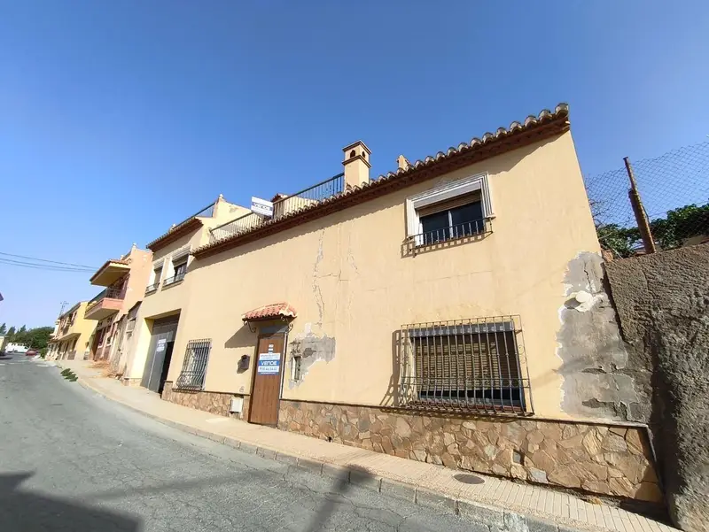Casa en venta en Guadix, Granada