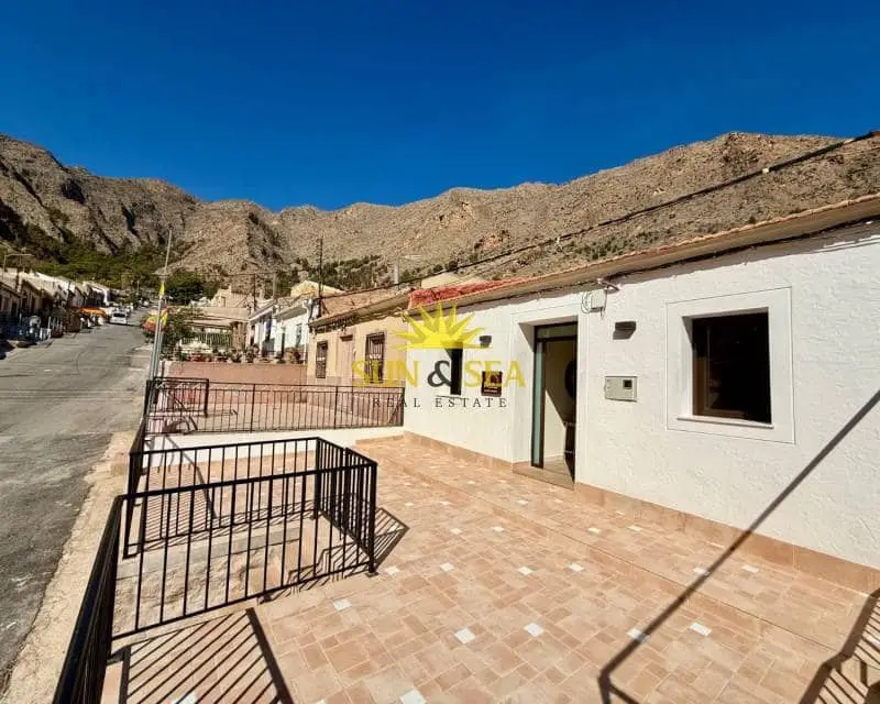 Pareado en alquiler en Callosa de Segura, Alicante