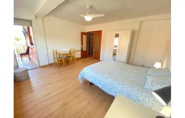 Habitaci
ón en piso compartido en Madrid - Entrevías