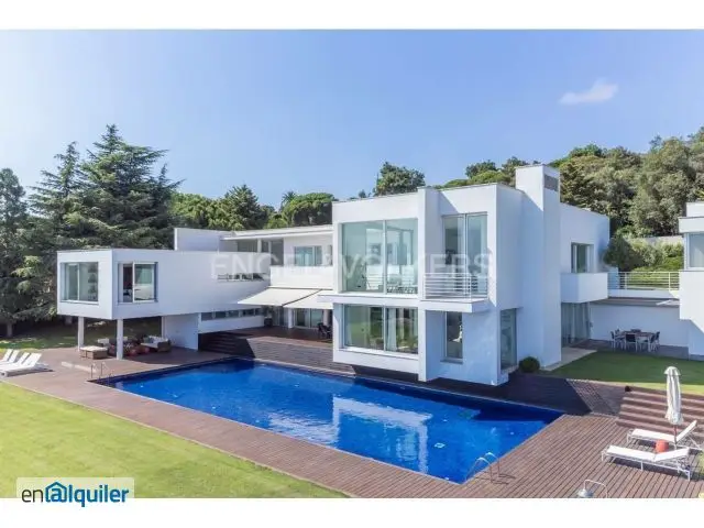 Alquiler Casa Lujo Supermaresme Piscina Padel 4 Suites