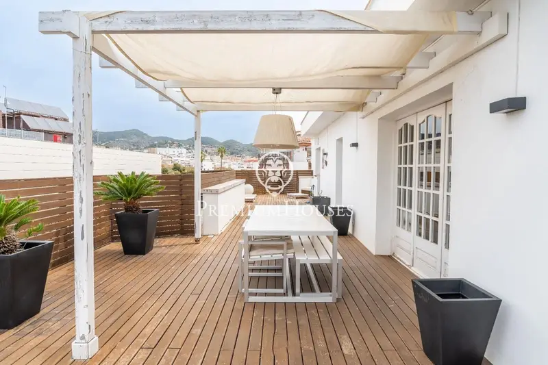 Atico Duplex en Sitges Centro con Terraza de 80m2