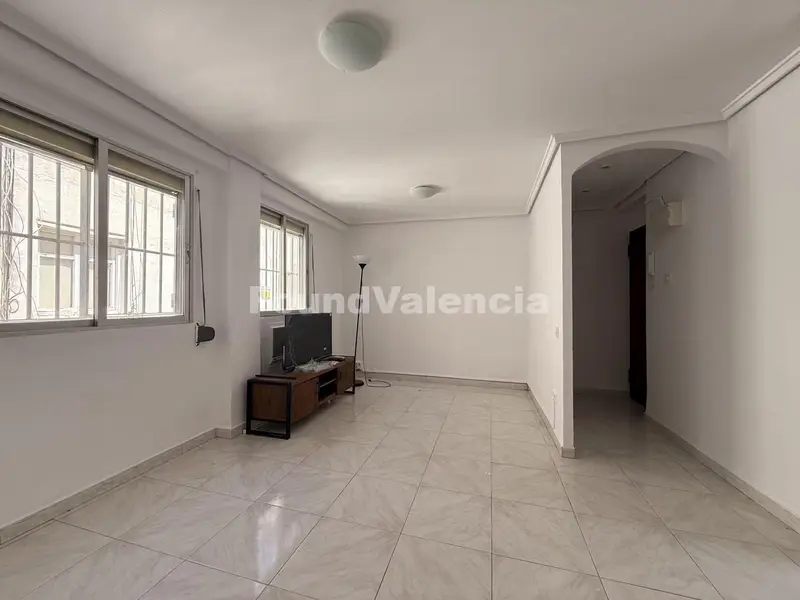 Apartamento en venta cerca del metro Benicalap Valencia