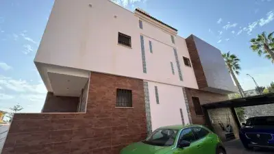 Chalet en venta en Calle del Rosal