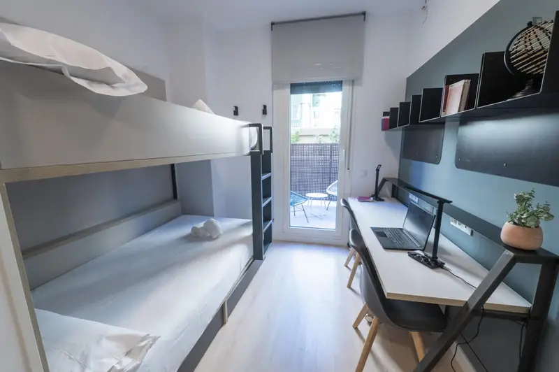 Habitacion Individual con Baño Privado y Balcon