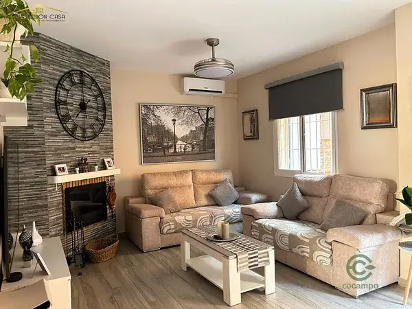 Chalet Adosado en Urbanizacion La Biznaga Malaga