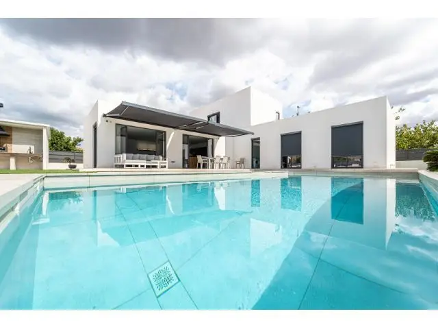 Alquiler Chalet Puig de Ros Agosto 2025 3 Dormitorios Piscina