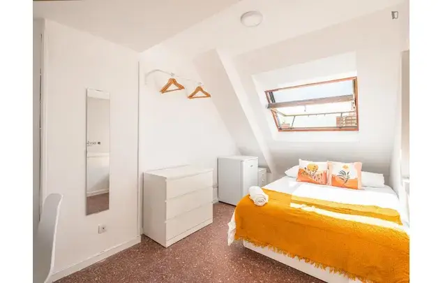 Apartamento 17 Dormitorios Madrid Estudiantes Grupo Grande