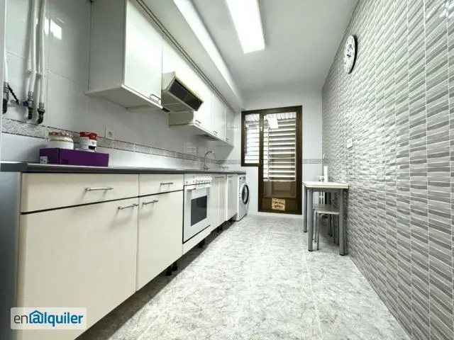 Alquiler Piso Actur 3 Dormitorios Ascensor Garaje