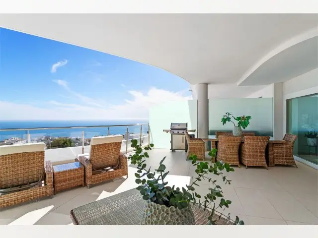 Apartamento en Higueron 2 Dormitorios Lujo Cerca Mar