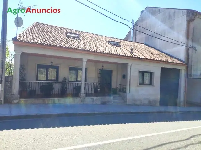 Venta  de Casas con terreno en Pontevedra