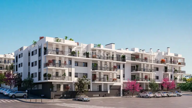 Apartamentos Luminosos en Estepona con Vistas a la Ciudad