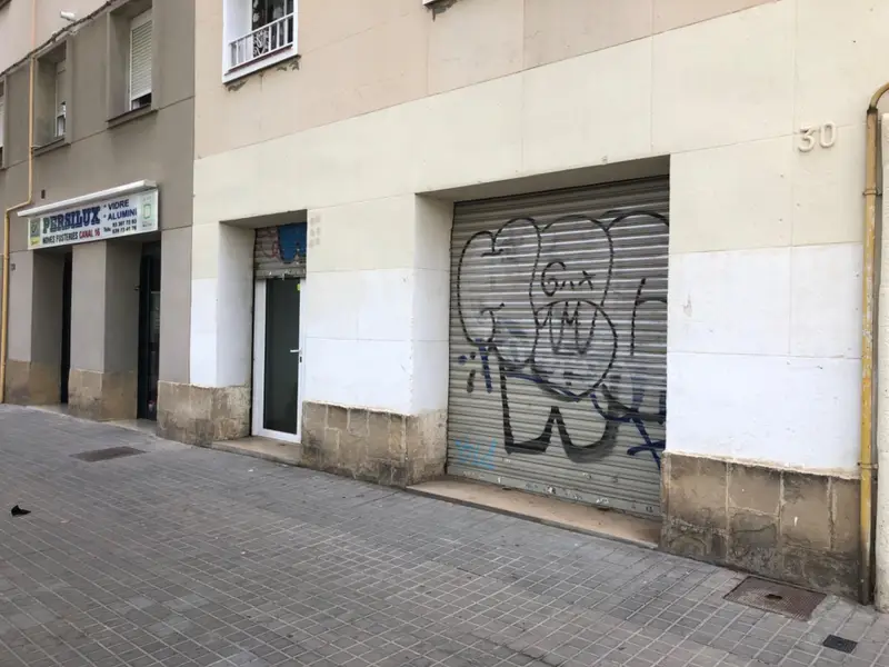 Venta Local Comercial Sant Marti Provencals Barcelona
