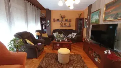 Dúplex en Venta Canido - 4 Dormitorios 2 Baños Amplio Luminoso