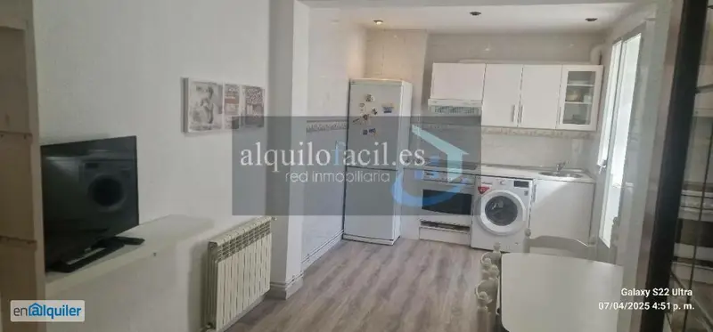 Vivienda Universitaria 2 Dormitorios Baño Salón Cocina Parquet