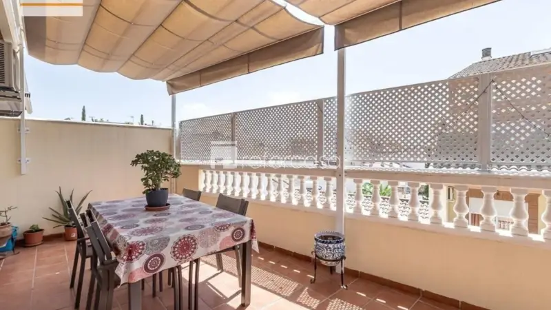 Atico Duplex Premium en Maracena cerca del Metro