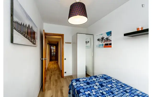Alquiler Apartamento 4 Dormitorios Hospitalet Llobregat Cerca Ciutat Universitaria