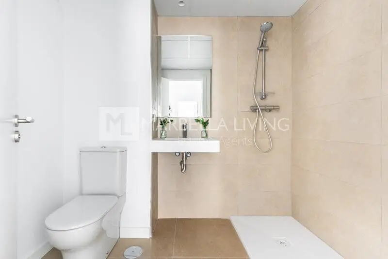 Apartamento 2 Dormitorios en Venta Benahavis Málaga