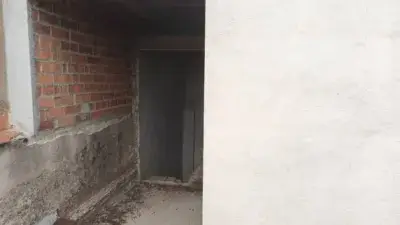 Casa en venta en Cassà de la Selva 250m2 con patio y terrazas