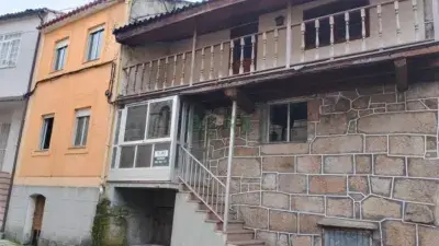 Casa de Piedra en A Foz Ribadavia con Finca para Reformar