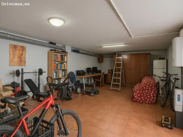 Casa unifamiliar en Vilafranca del Penedes con jardin y garaje